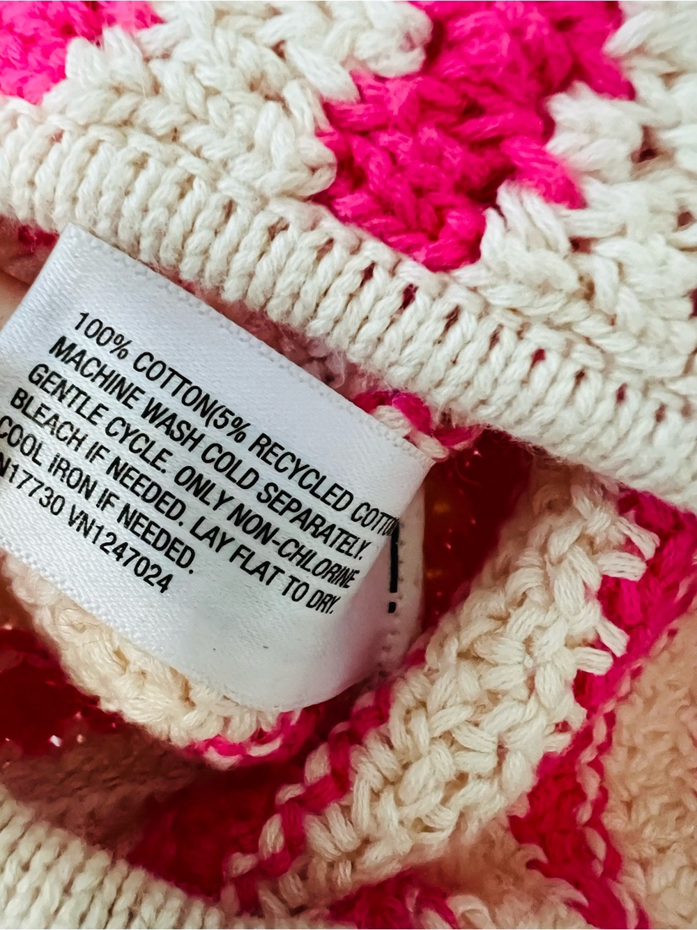 Future Collective Alani Noelle Crochet Crop Top in Cream, Red & Pink Size XS - Picture 7 of 7